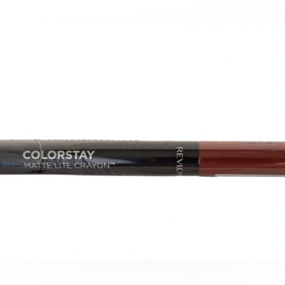 Revlon ColorStay Matte Lite Crayon - She’s Fly